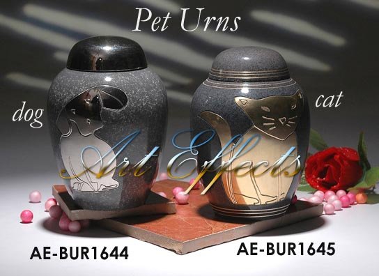Manufacturers Exporters and Wholesale Suppliers of Brass Pet Urns Mumbai, Maharashtra